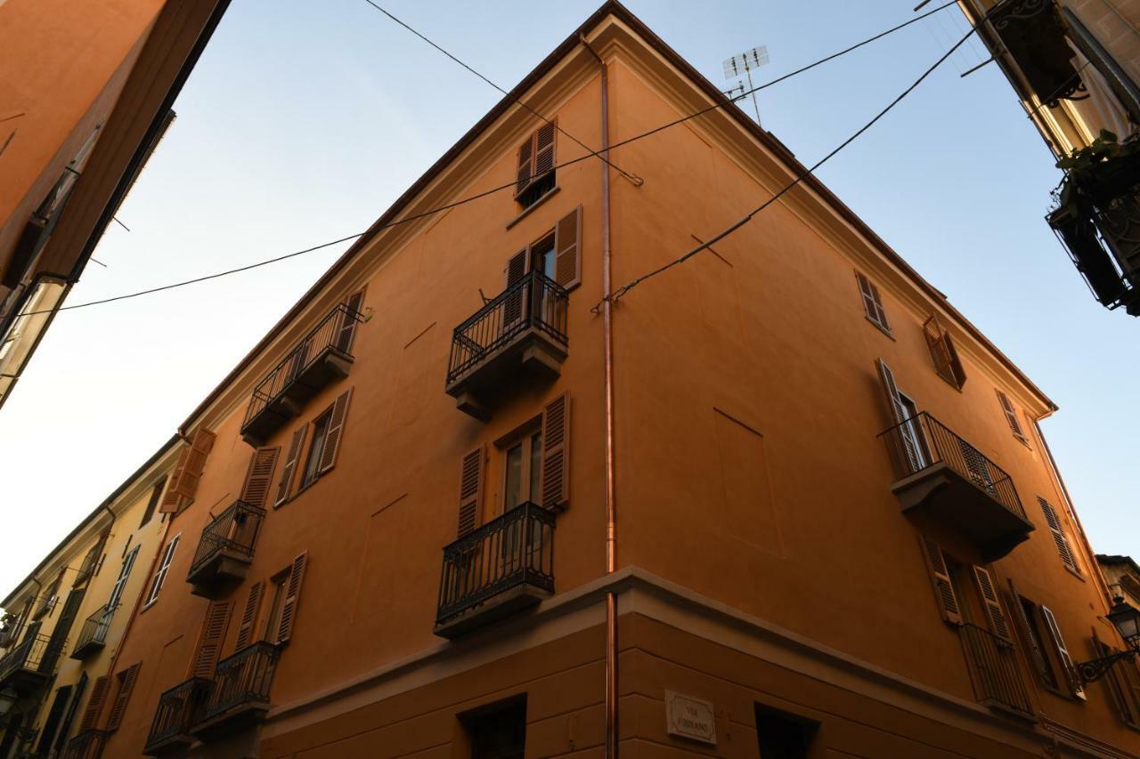 La Casa Di Eva Appartement Cuneo Buitenkant foto