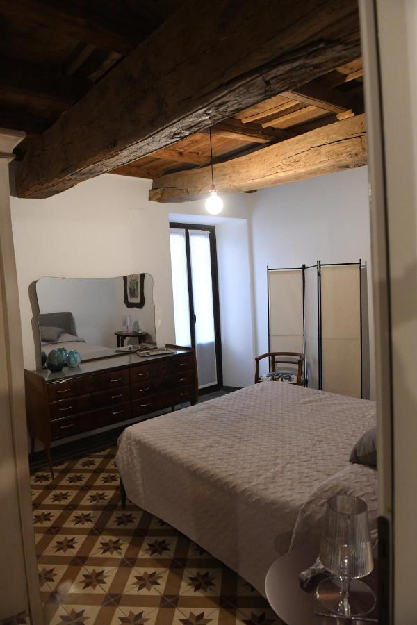 La Casa Di Eva Appartement Cuneo Buitenkant foto