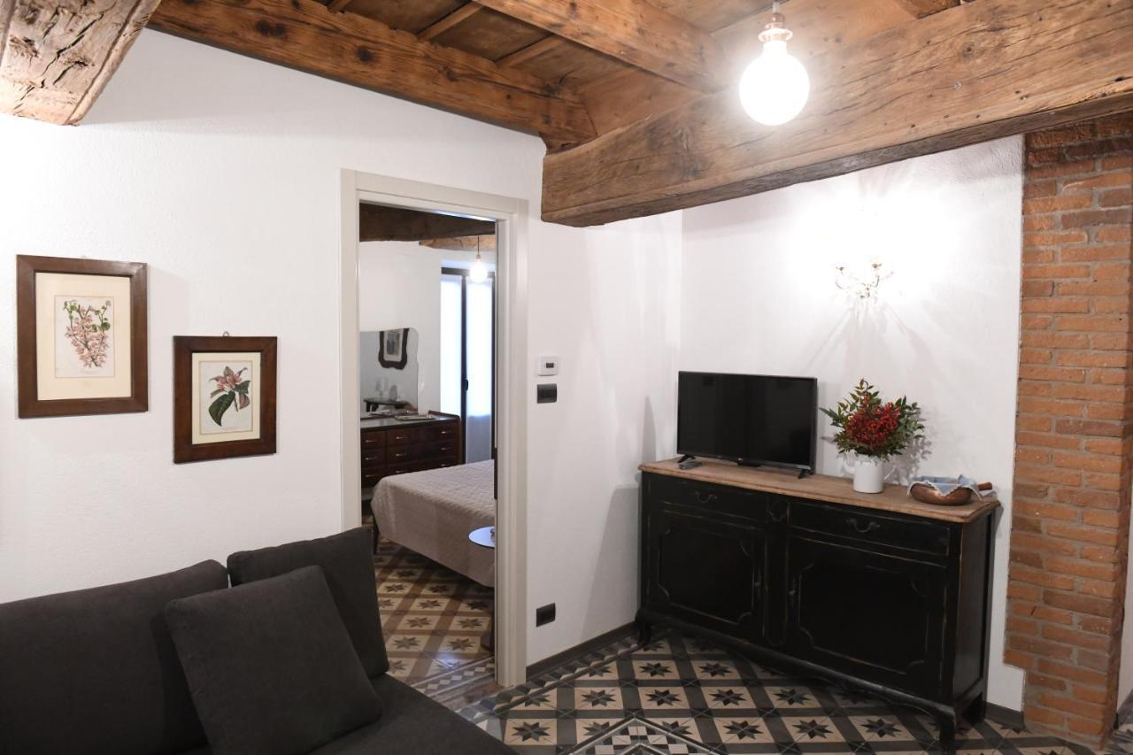 La Casa Di Eva Appartement Cuneo Buitenkant foto